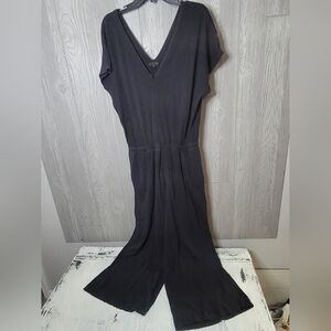 ATM Anthony Thomas Melillo Black V-Neck Apparel